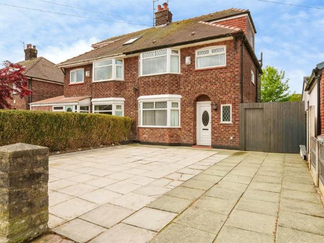 House for sale in Bebington, Wirral
