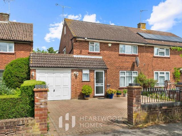 House for sale in Napsbury Park, Five Acres
