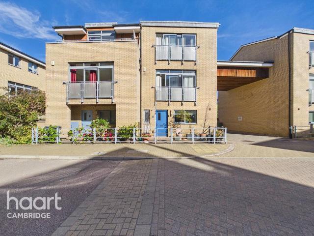 House for sale in Petersfield, Cambridge