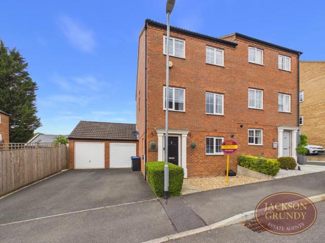 House for sale in Great Billing, Little Billing