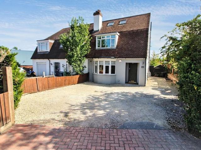 House for sale in Beaconsfield and Chepping Wye Community Board, Widmer End