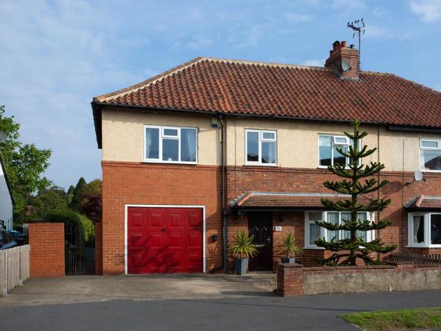 House for sale in Bishopthorpe, York