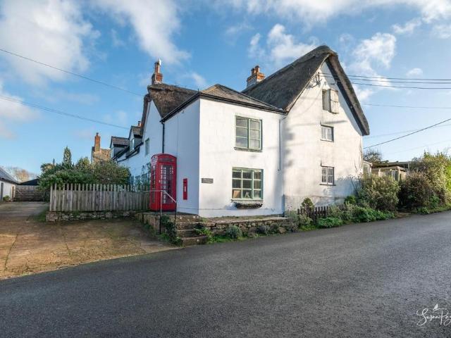 House for sale in Shalfleet, Isle Of Wight
