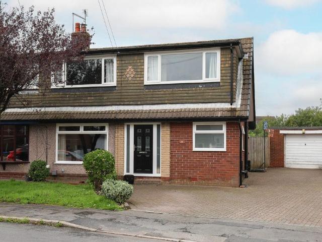 House for sale in Wardle, Rochdale