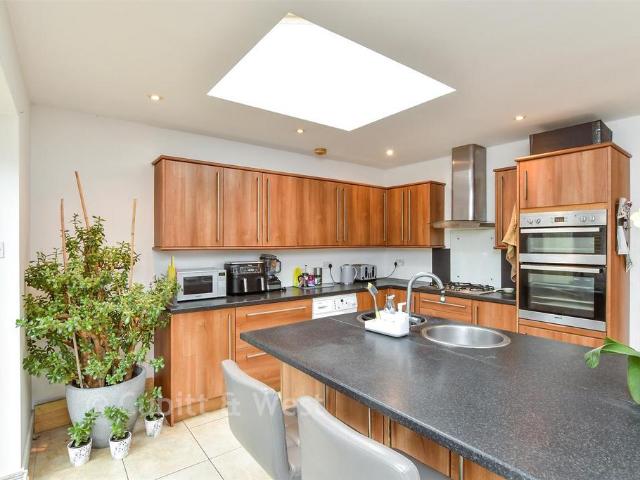 House for sale in Hollingbury, Patcham