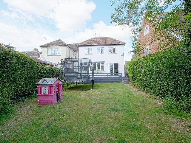 House for sale in Great Burstead, Billericay