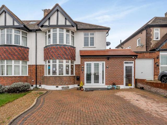 House for sale in Northwood, Greater London