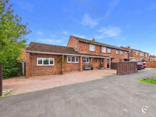 House for sale in Northfields, Barholm