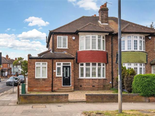 House for sale in New Eltham, Greater London