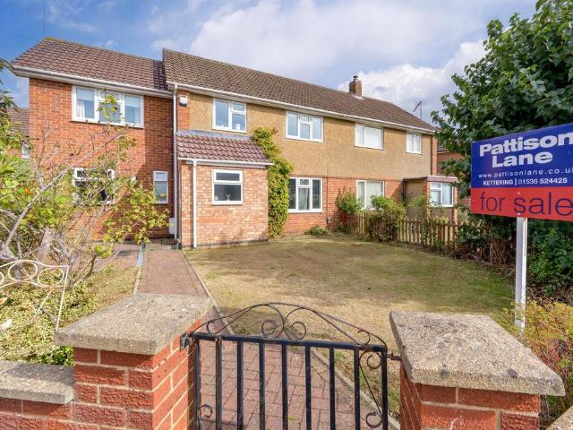 House for sale in Barton Seagrave, North Northamptonshire