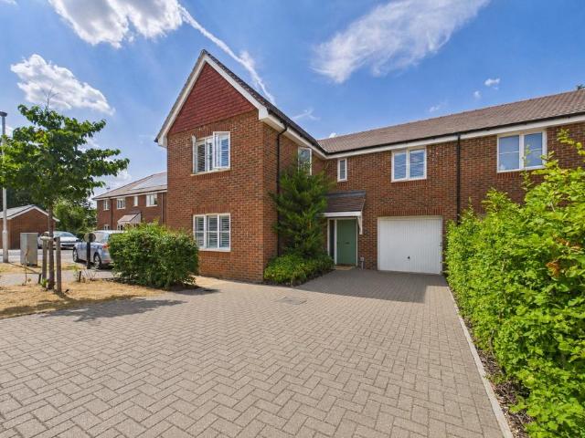 House for sale in Burghfield, West Berkshire