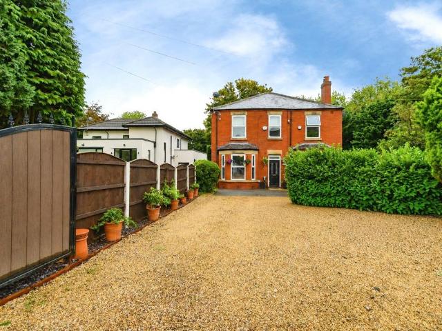 House for sale in Moorside, Salford
