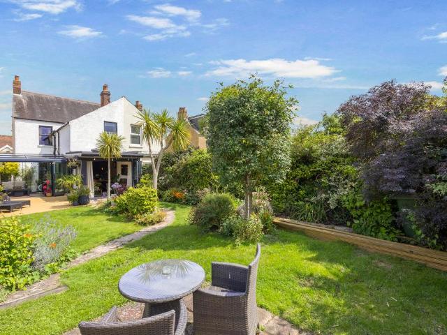 House for sale in Folkestone, East Cliff