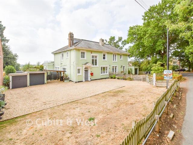House for sale in Hampshire Farm, Spring Vale