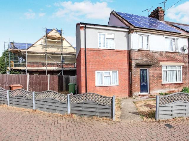 House for sale in New England, Peterborough