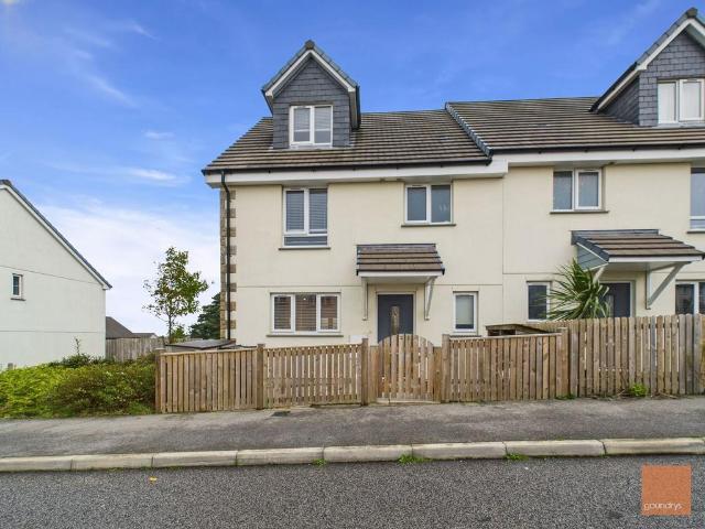 House for sale in Mount Ambrose, Cornwall