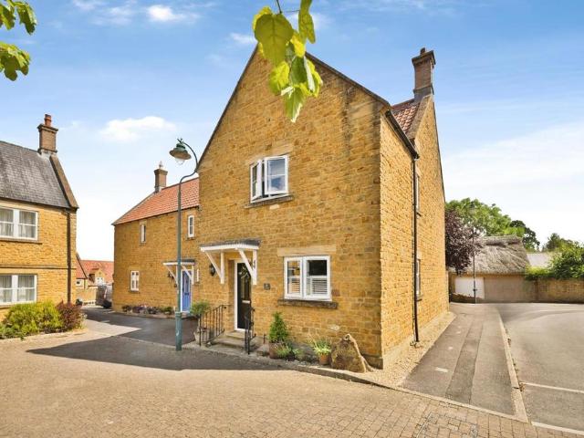 House for sale in Stoke Sub Hamdon, Somerset