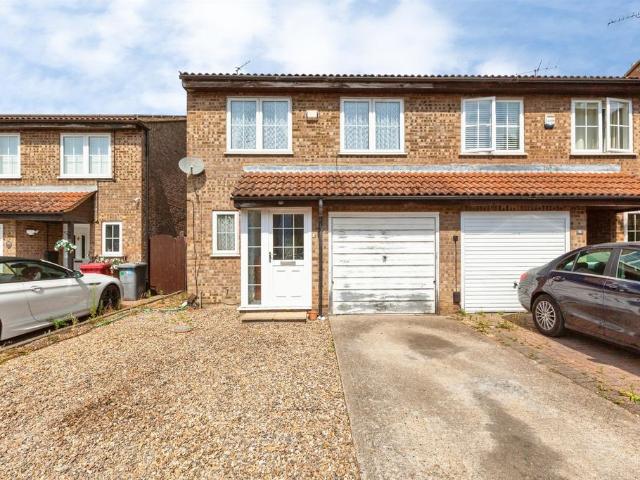 House for sale in Slough
