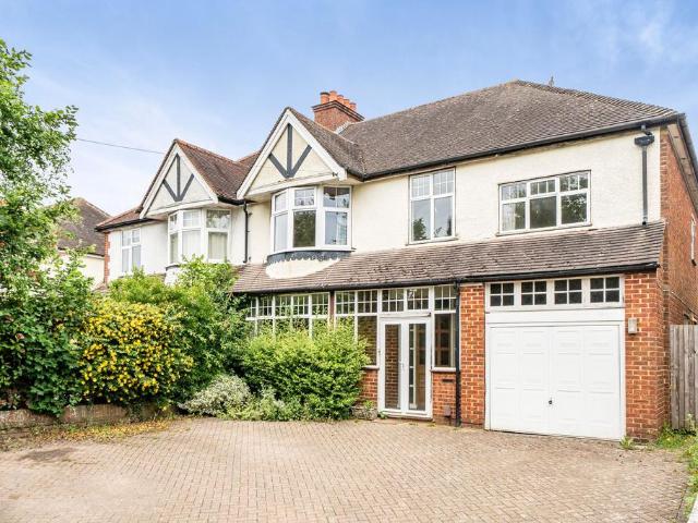 House for sale in Hillview, Surrey