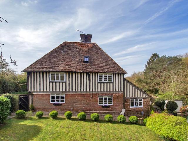 House for sale in Sandown Park, Kent