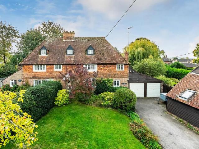 House for sale in Hillview, Surrey