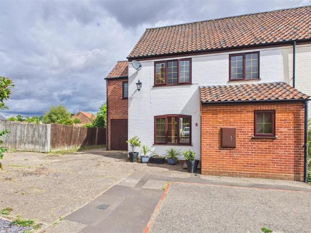 House for sale in Reepham, Crostwick