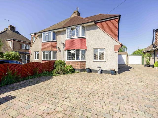 House for sale in Motspur Park, Greater London