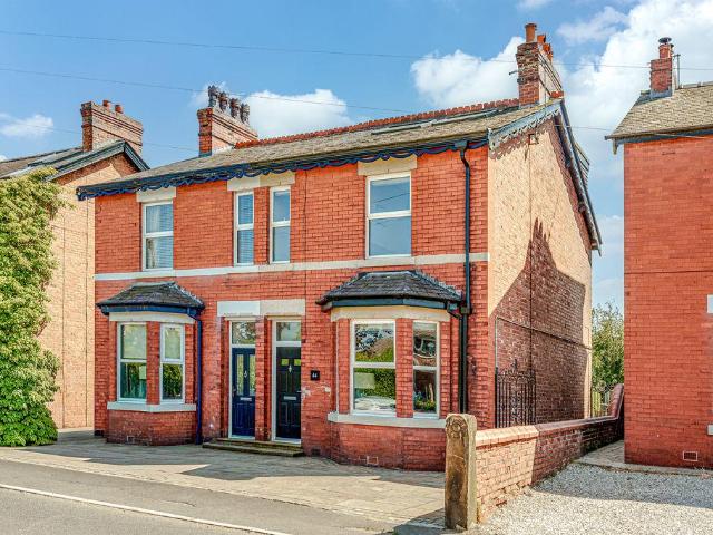 House for sale in Andertons Mill, Lancashire