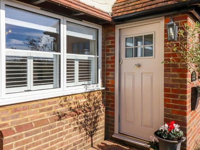 House for sale in Pouchen End, Hertfordshire