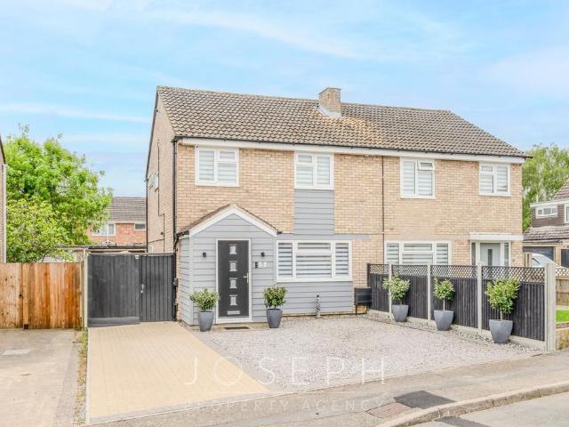 House for sale in Chelmondiston, Suffolk