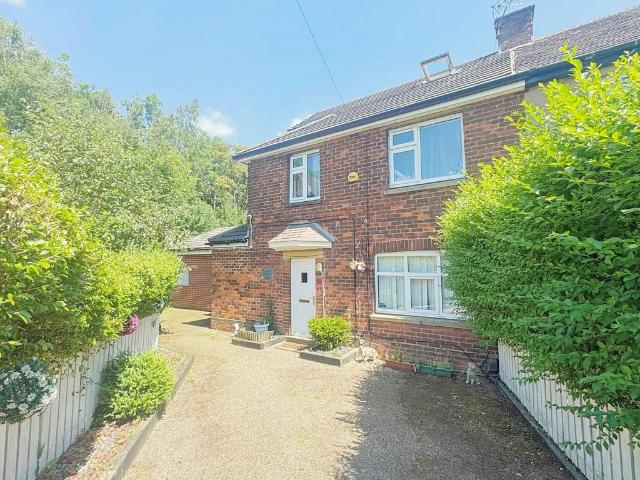 House for sale in Buttershaw, West Yorkshire