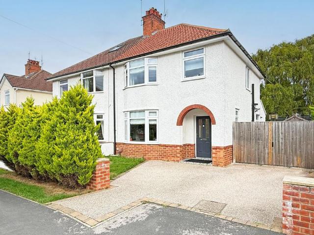 House for sale in Hookstone, Harrogate