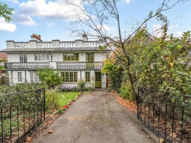 House for sale in Whitley, Reading