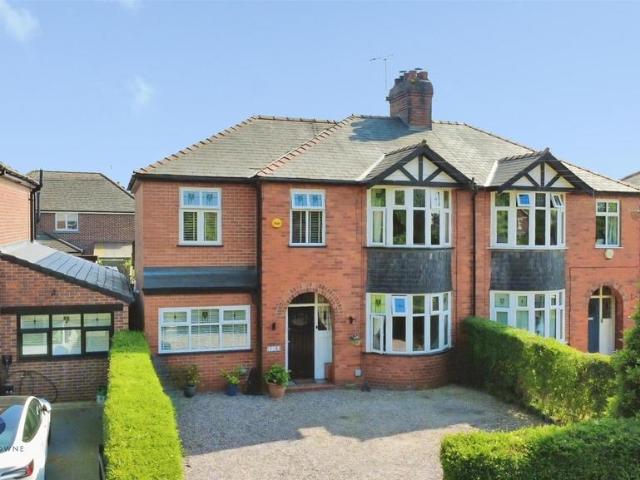 House for sale in Mossley, Congleton