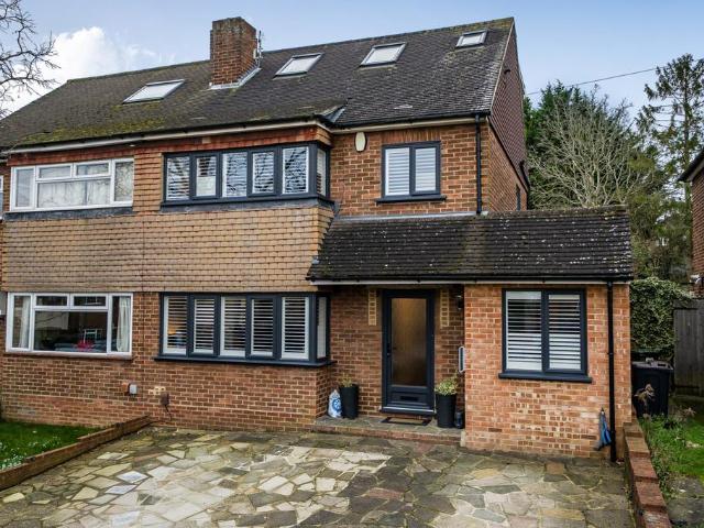 House for sale in Goddington, Greater London