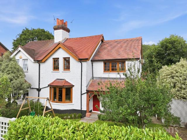 House for sale in Navestock Side, Essex