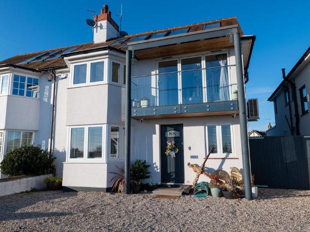 House for sale in Alton Barnes, Isle Of Man
