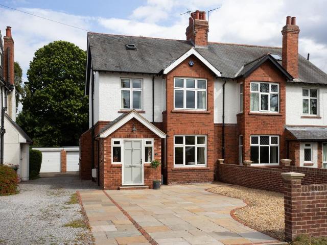 House for sale in Nether Poppleton, York