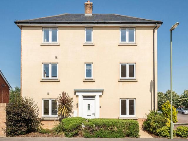 House for sale in Barton Stacey, Hampshire