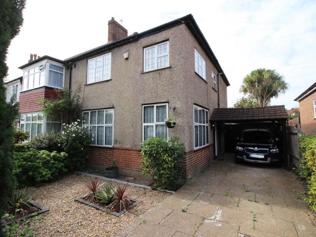 House for sale in Royal Borough of Kingston upon Thames, Greater London