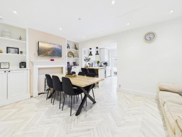 House for sale in Halfway Street, Greater London