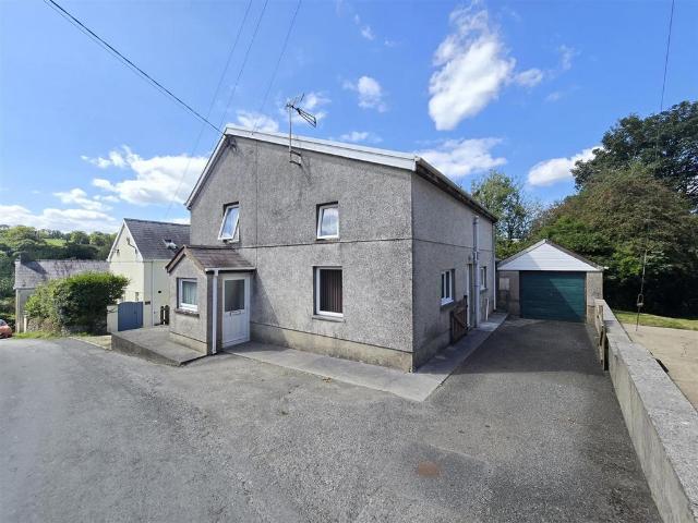 House for sale in Llanwinio, Cwmfelin Mynach