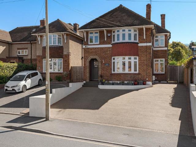 House for sale in Kings Farm, Hamerton