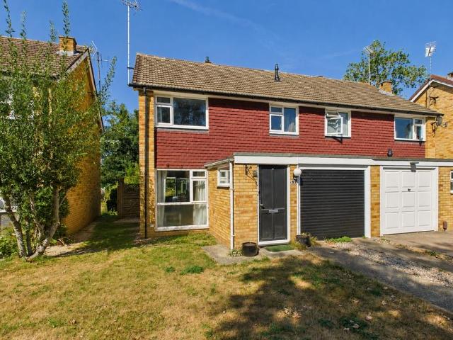 House for sale in Hart, Hampshire