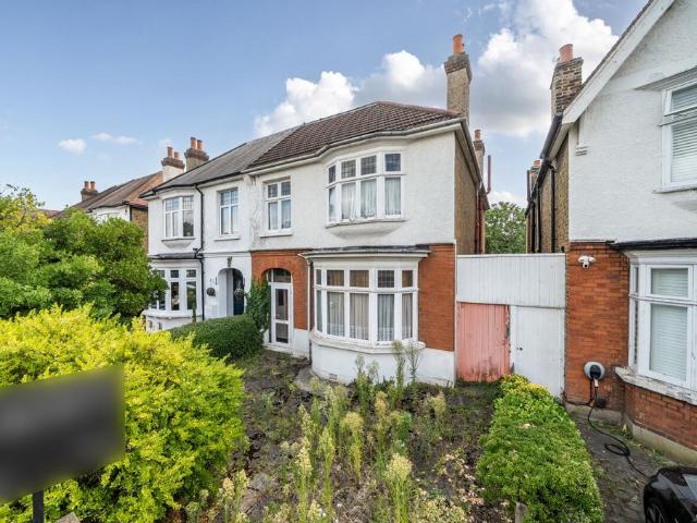 House for sale in London Borough of Lewisham, Greater London
