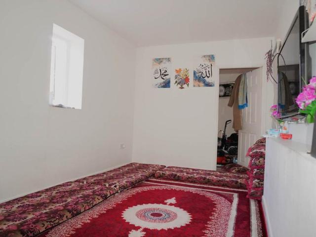 House for sale in London Borough of Ealing, Greenford