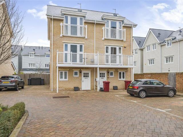 House for sale in Reading
