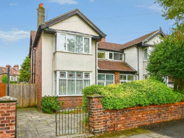 House for sale in Great Crosby