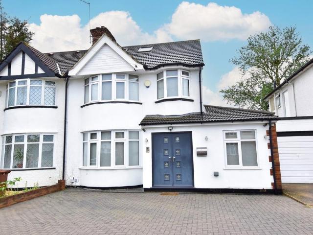 House for sale in Lane, Greater London