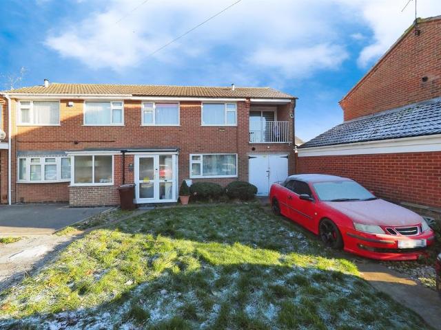 House for sale in Elmfield, Leicestershire